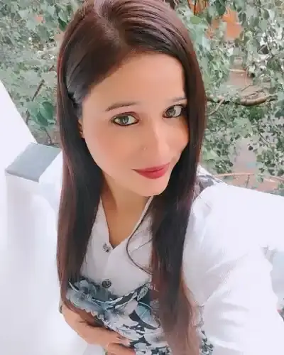 Call Girls in New Friends Colony